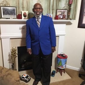 Meet your Posher, Joel